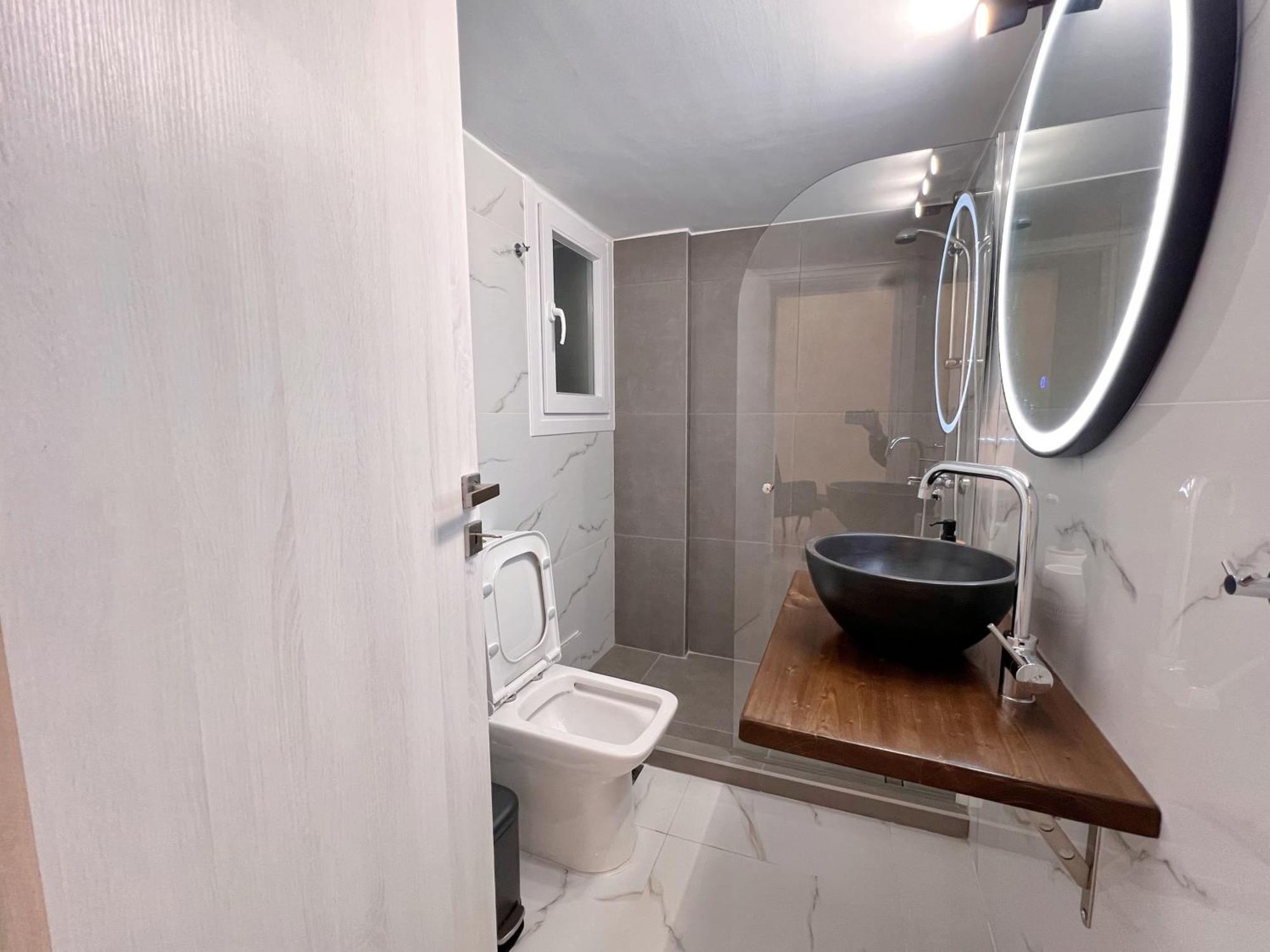 Wsd Piraeus Amazing Luxury Boutique 2Bd Apartment With Balcony Luaran gambar