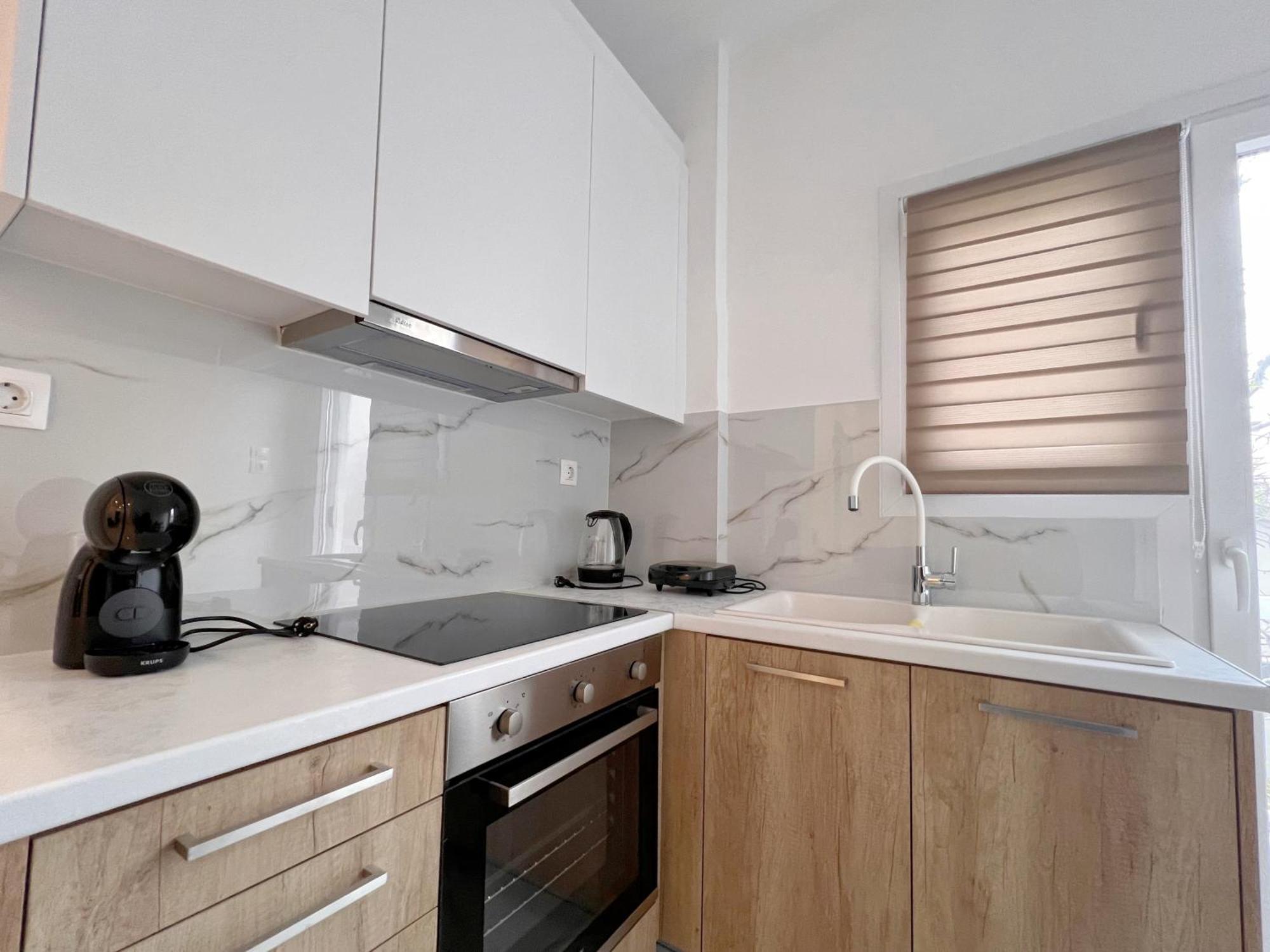 Wsd Piraeus Amazing Luxury Boutique 2Bd Apartment With Balcony Luaran gambar